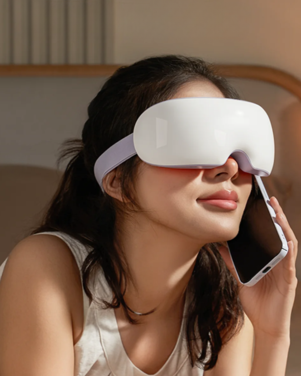 Eye massager